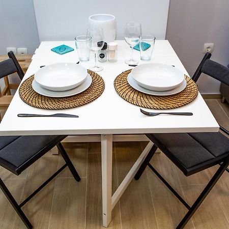 Studio Apartment With All Amenities In Kolonaki 아테네 외부 사진