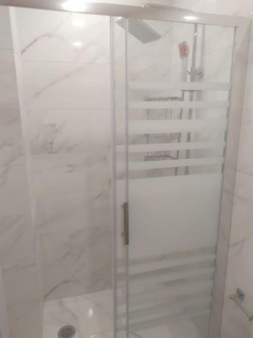 Studio Apartment With All Amenities In Kolonaki 아테네 외부 사진