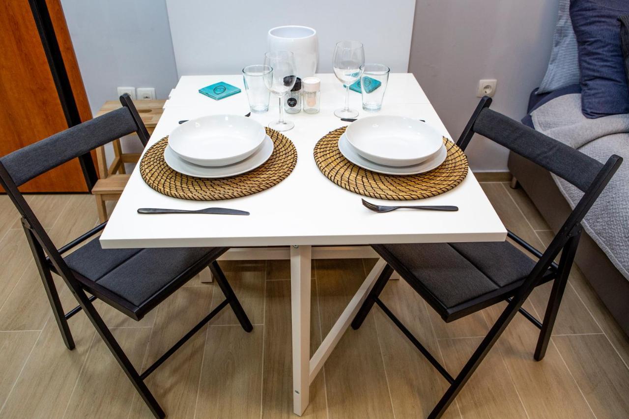Studio Apartment With All Amenities In Kolonaki 아테네 외부 사진
