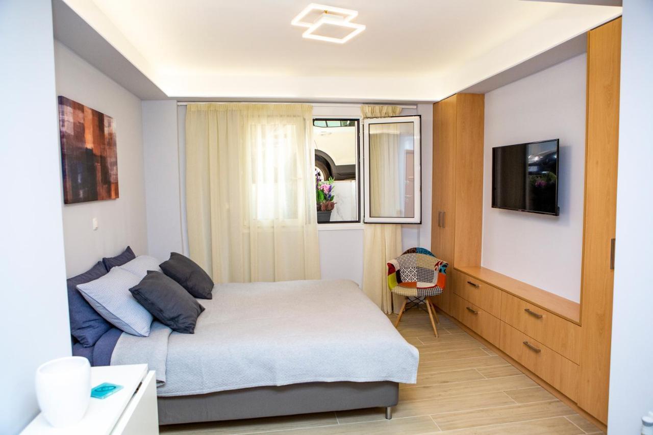 Studio Apartment With All Amenities In Kolonaki 아테네 외부 사진