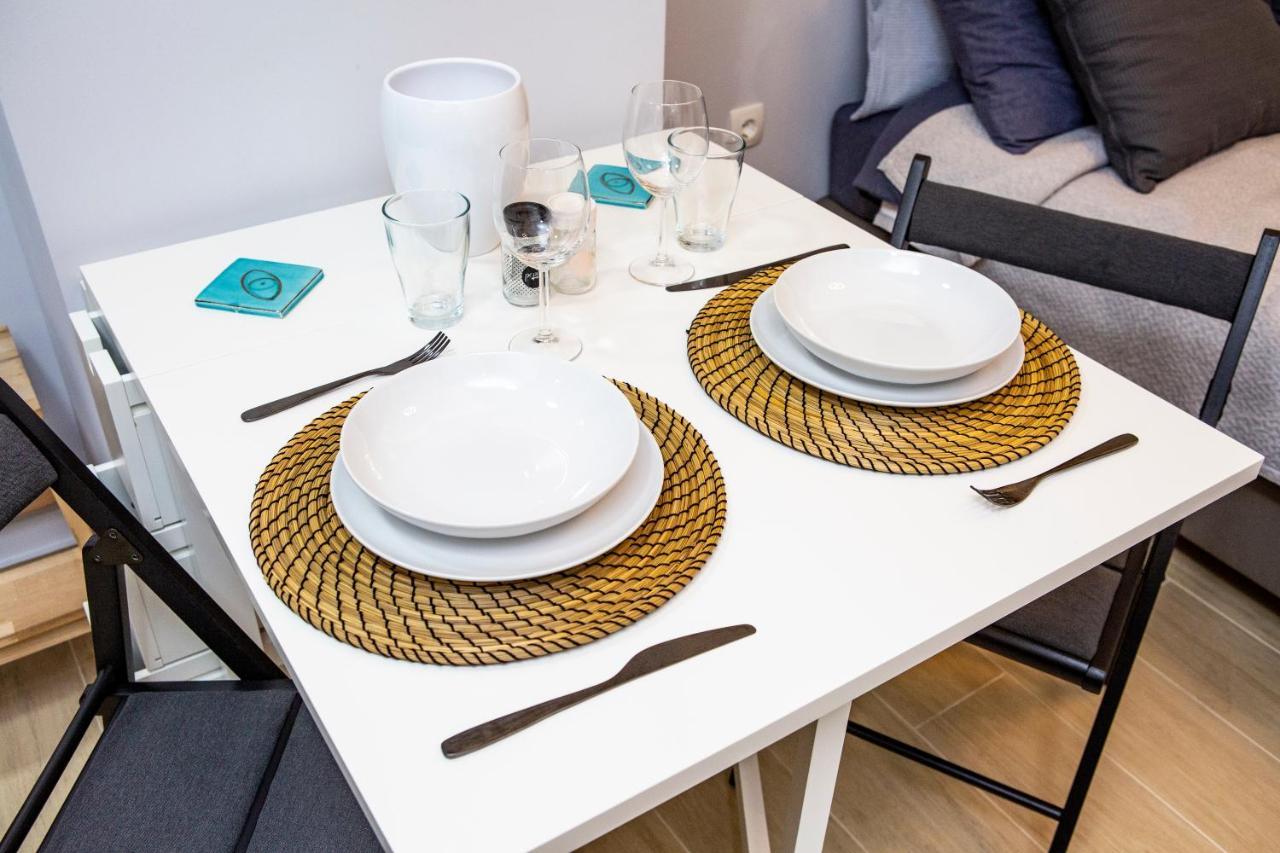 Studio Apartment With All Amenities In Kolonaki 아테네 외부 사진