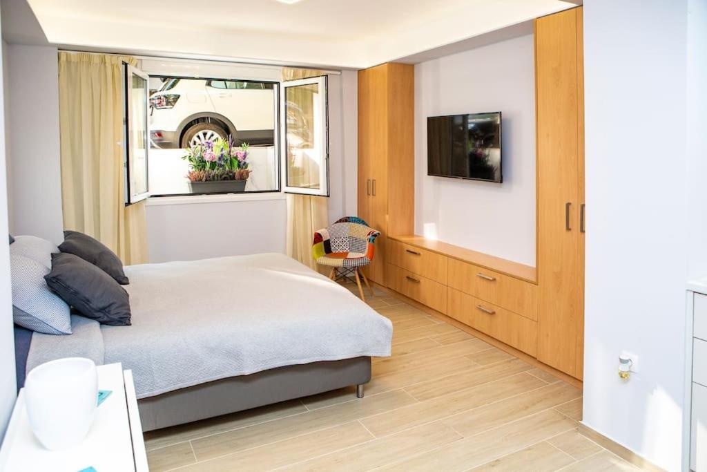 Studio Apartment With All Amenities In Kolonaki 아테네 외부 사진